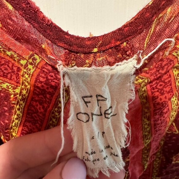 Free People Red Spaghetti Strap Boho Flowy Top - Size Small - Picture 4 of 4